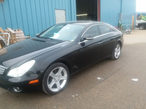 Auto Body Shop «Maaco Collision Repair & Auto Painting», reviews and photos, 4416 Pflaum Rd, Madison, WI 53716, USA