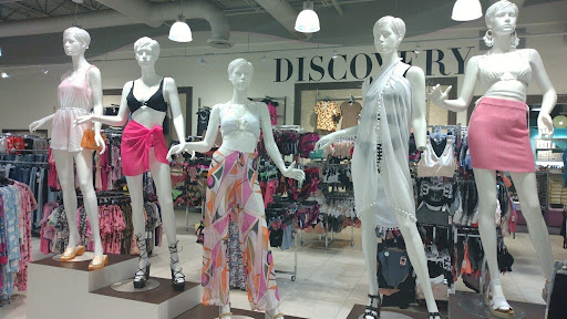 Clothing Store «Discovery Clothing Company», reviews and photos, 660 Centerview Blvd, Kissimmee, FL 34741, USA