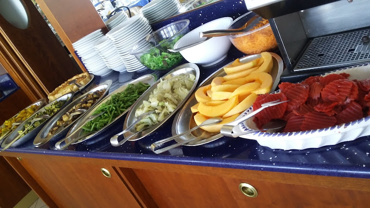 Petit déjeuner hôtels Hotel Alexander Resort 47900 Rimini