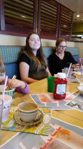 American Restaurant «Newport Creamery», reviews and photos, 1256 Warwick Ave, Warwick, RI 02888, USA