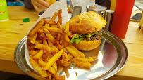 Hamburger du Restaurant de hamburgers Le Comptoir à Perros-Guirec - n°11