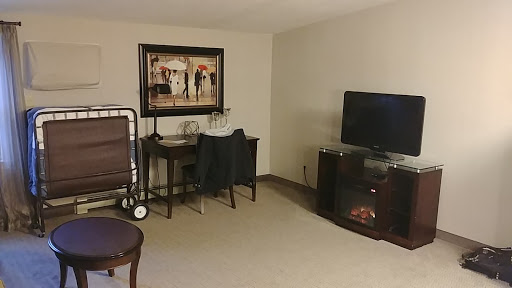 Hotel «Chocksett Inn», reviews and photos, 59 Laurelwood Rd, Sterling, MA 01564, USA