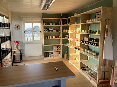 Nat Candle (bougies parfumées et fondants parfumés à la cire végétale) à Coux