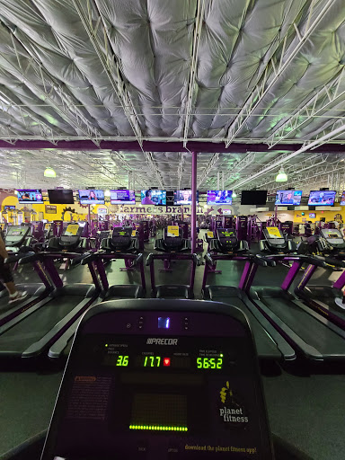 Gym «Planet Fitness», reviews and photos, 2740 Valwood Pkwy Suite 147, Farmers Branch, TX 75234, USA