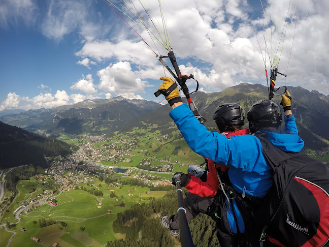 Rezensionen über Air-Davos Paragliding in Davos - Schule