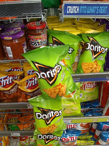 Convenience Store «McCormick Market», reviews and photos, 80 E Cermak Rd C, Chicago, IL 60616, USA