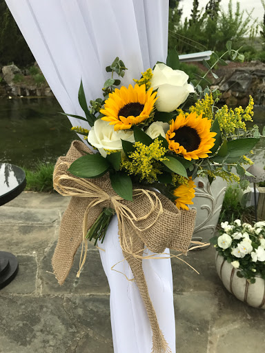 Florist «Duchess Florals & Wedding Flowers», reviews and photos, 640 Towne Center Dr, North Brunswick Township, NJ 08902, USA