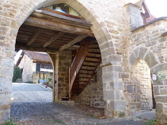 Photos du propriétaire Hébergement d'intérieur Gite Communal 46320 Espagnac-Sainte-Eulalie