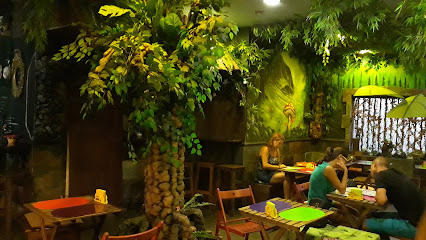 CAFETERíA EL BOSQUE ENCANTADO BY COLEGAS