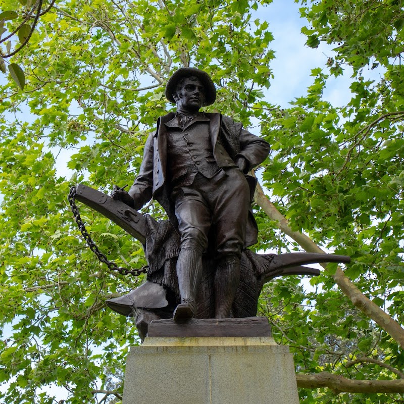 Robert Burns Statue