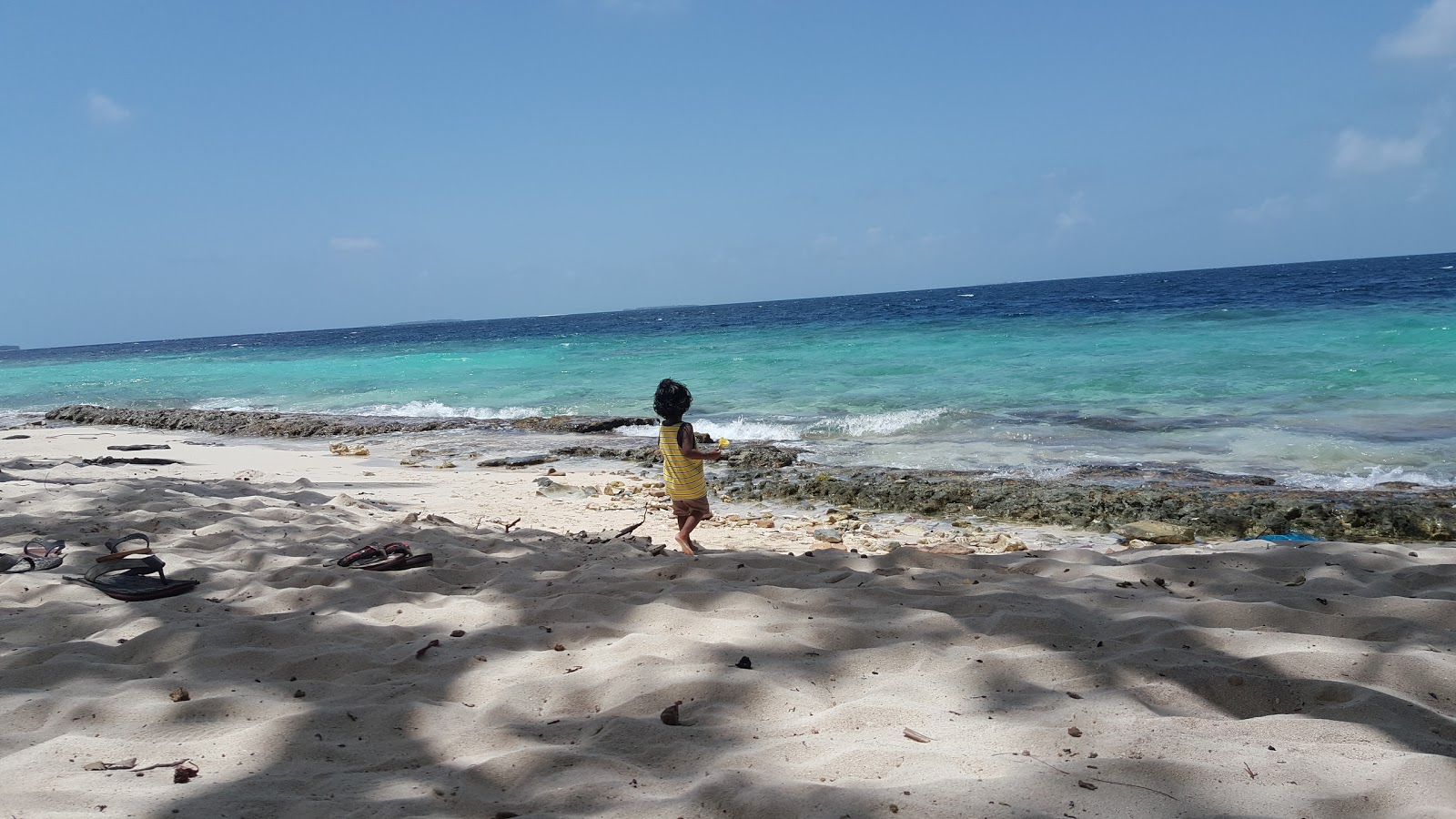 Kendhoo Office Beach'in fotoğrafı çok temiz temizlik seviyesi ile
