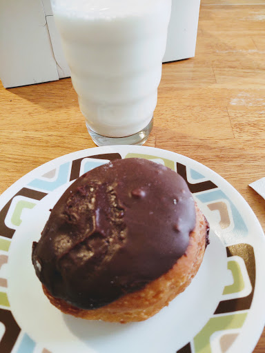 Donut Shop «Dixie Cream Donuts», reviews and photos, 1364 SW Bayshore Blvd, Port St Lucie, FL 34983, USA