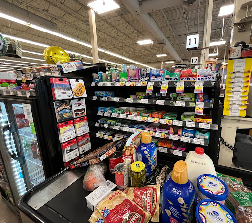 Grocery Store «Kroger», reviews and photos, 305 E Lewis and Clark Pkwy, Clarksville, IN 47129, USA