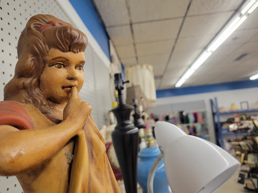 Thrift Store «AMVETS West Seneca», reviews and photos, 1900 Ridge Rd, West Seneca, NY 14224, USA