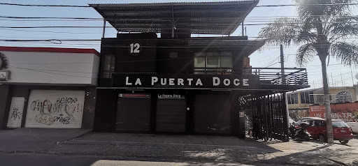 La puerta doce