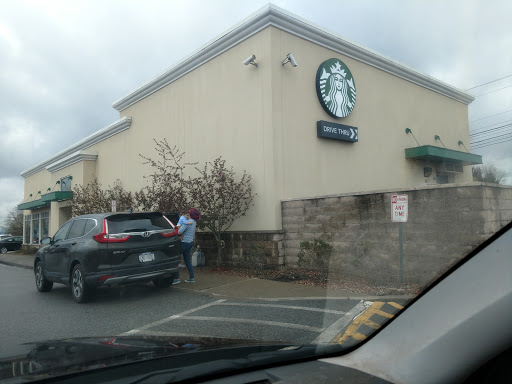 Coffee Shop «Starbucks», reviews and photos, 51 Orange Plaza Ln, Middletown, NY 10940, USA