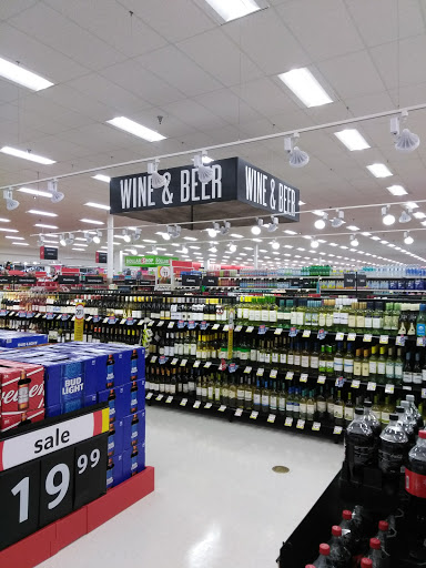 Grocery Store «Winn-Dixie», reviews and photos, 2880 Howland Blvd, Deltona, FL 32725, USA