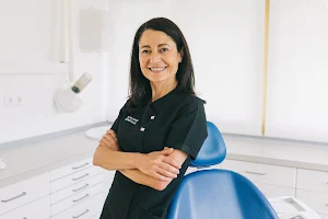 Clínica Dental Ana Ortolá image