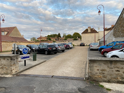 Parking à Rozay-en-Brie