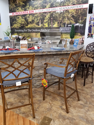 Appliance Store «P.C. Richard & Son», reviews and photos, 701 Sunrise Hwy, Bellmore, NY 11710, USA