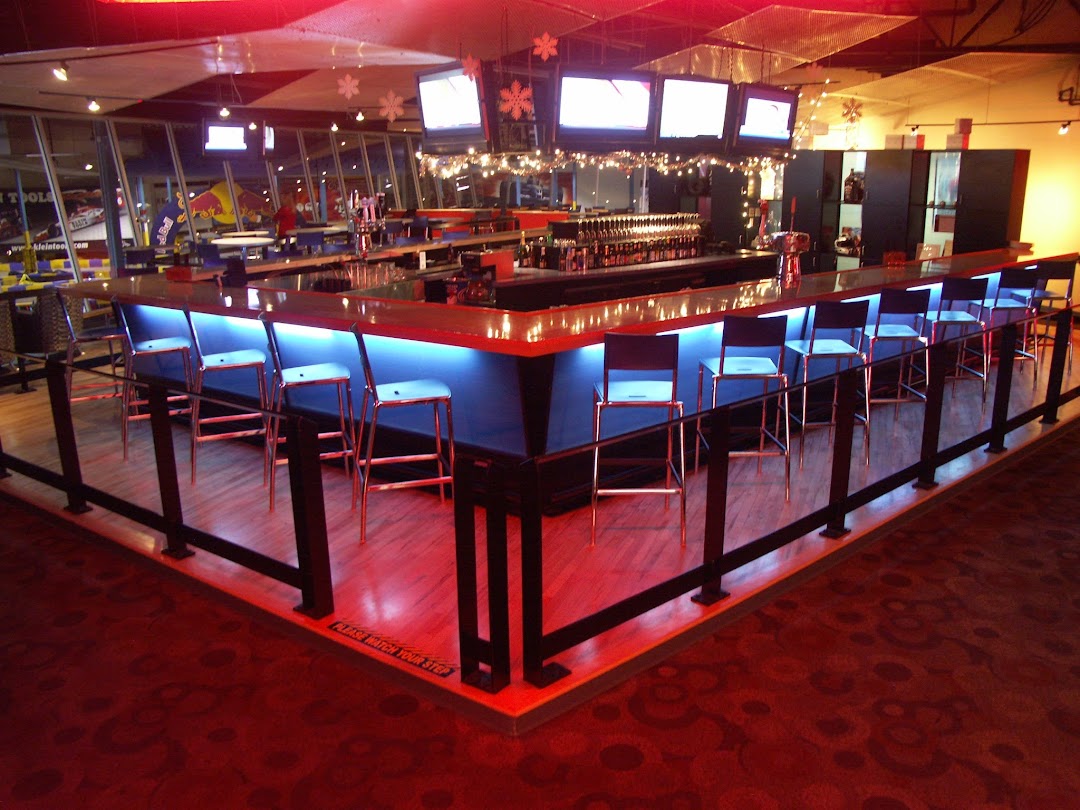 K1 Paddock Lounge - Sports Bar & Restaurant - Buffalo Grove, IL