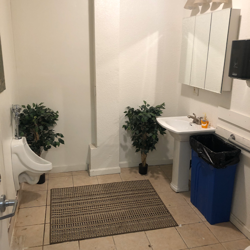 Home Improvement Store «True Value Hardware Of Guerneville», reviews and photos, 15600 River Rd, Guerneville, CA 95446, USA