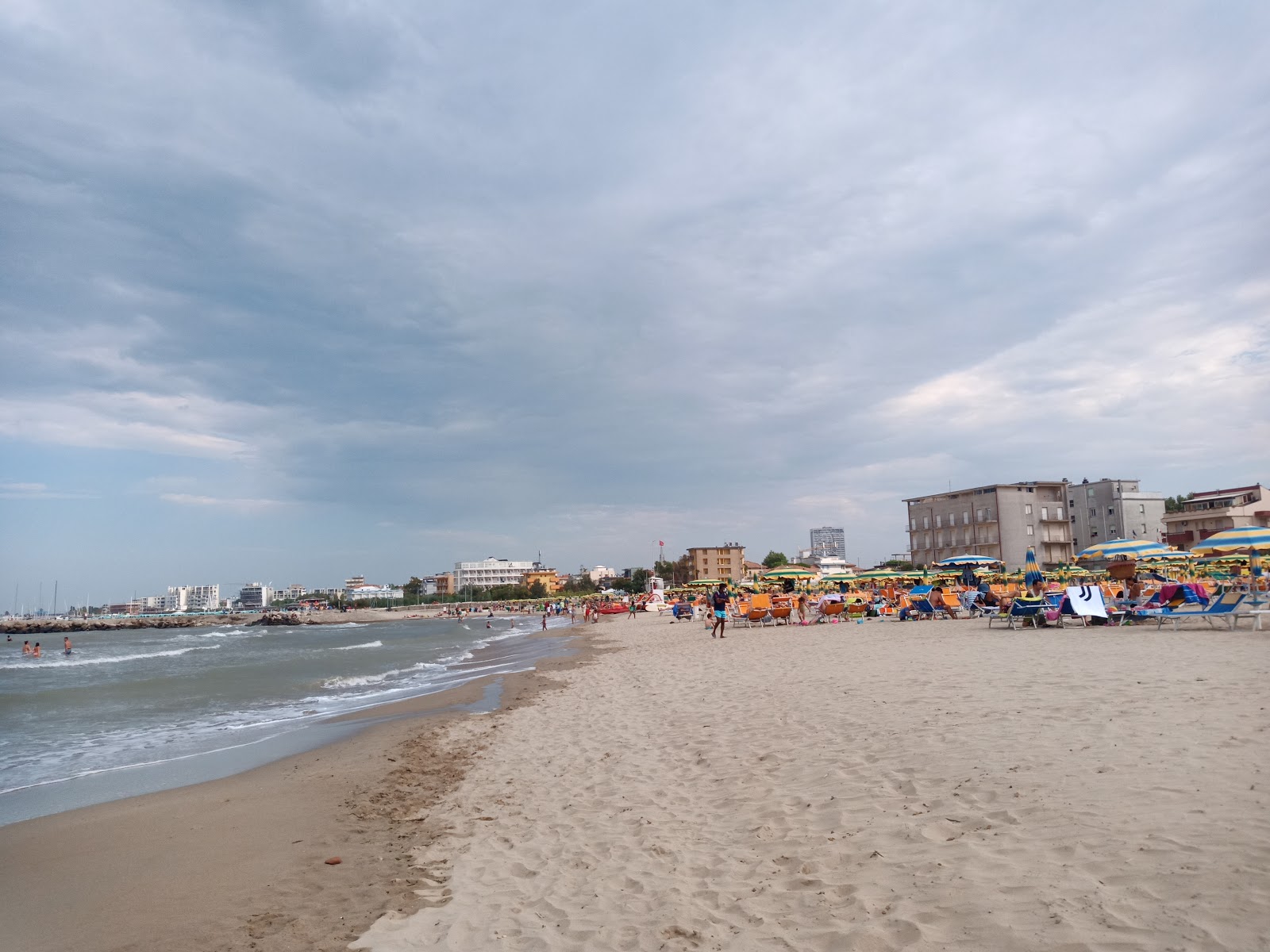 Foto di Spiaggia di Viserba e l'insediamento