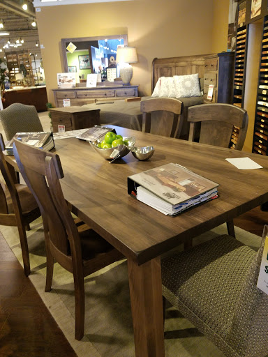 Furniture Store «Gardiner Wolf Furniture», reviews and photos, 8038 Ritchie Hwy, Pasadena, MD 21122, USA