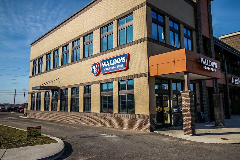 Waldo's Chicken & Beer 37067