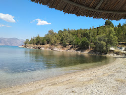Foto von Giannakis beach und seine wunderschöne Landschaft