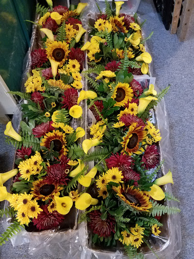 Florist «Cardell Floral», reviews and photos, 3542 Douglas Dr N, Minneapolis, MN 55422, USA