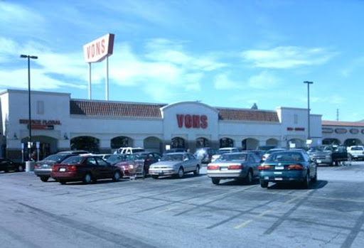 Grocery Store «Vons», reviews and photos, 9119 Reseda Blvd, Northridge, CA 91324, USA
