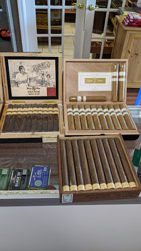 Tobacco Shop «Fine Cigar & Tobacco House LLC», reviews and photos, 192 W Main St, Avon, CT 06001, USA