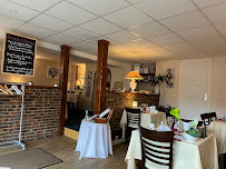 Atmosphère du Restaurant français Le Cap Matignon - n°2