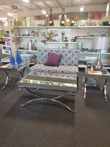 Thrift Store «Stuff Etc», reviews and photos, 2818 Commerce Dr, Coralville, IA 52241, USA