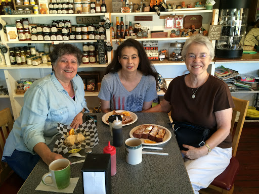 Sandwich Shop «Windham Junction Country Gift Shop & Kitchen», reviews and photos, 128 N Lowell Rd, Windham, NH 03087, USA