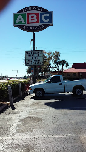 Liquor Store «ABC Fine Wine & Spirits», reviews and photos, 822 SE US Hwy 19, Crystal River, FL 34429, USA