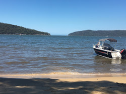 Gunyah Beach的照片 带有宽敞的海湾