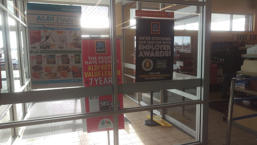 Supermarket «ALDI», reviews and photos, 1412 Schaeffer Rd, Granite City, IL 62040, USA