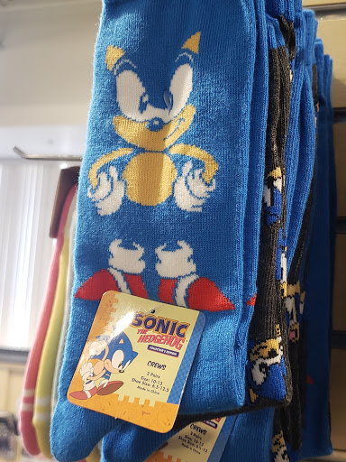 Shoe Store «DSW Designer Shoe Warehouse», reviews and photos, 8506 E 71st St, Tulsa, OK 74133, USA