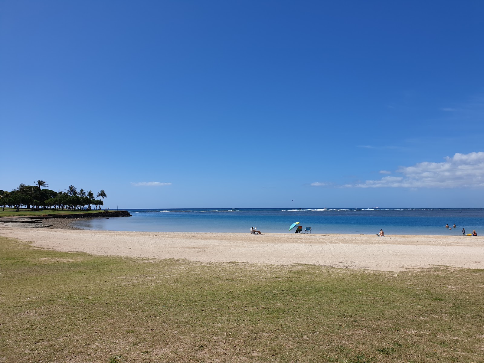 Ala Moana Beach photo #7