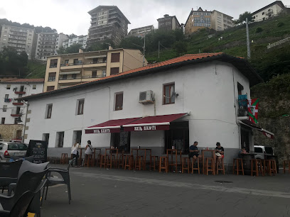 Bar santi - Calle, Portu Kalea, 13, 48310 Elantxobe, Biscay, Spain