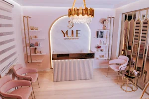 Gabi Yule Studio - Institut de Beauté | Extension de Cils | Épilation Laser | Sourcil image