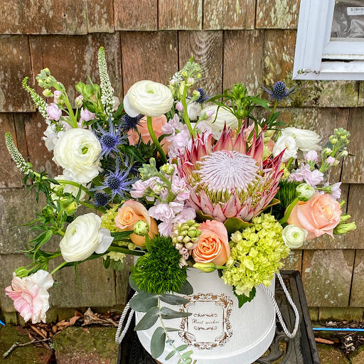 Florist «East Hampton Florist», reviews and photos, 69 N Main St, East Hampton, NY 11937, USA