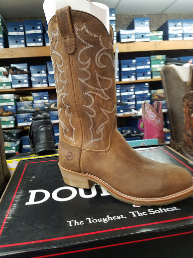 Shoe Store «Hayes Shoes», reviews and photos, 280 Three Springs Rd, Bowling Green, KY 42104, USA