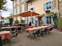 Atmosphère du Restaurant français La Table du Brouilly à Saint-Lager - n°1