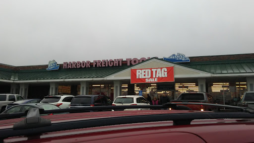Hardware Store «Harbor Freight Tools», reviews and photos, 3909 S Campbell Ave, Springfield, MO 65807, USA