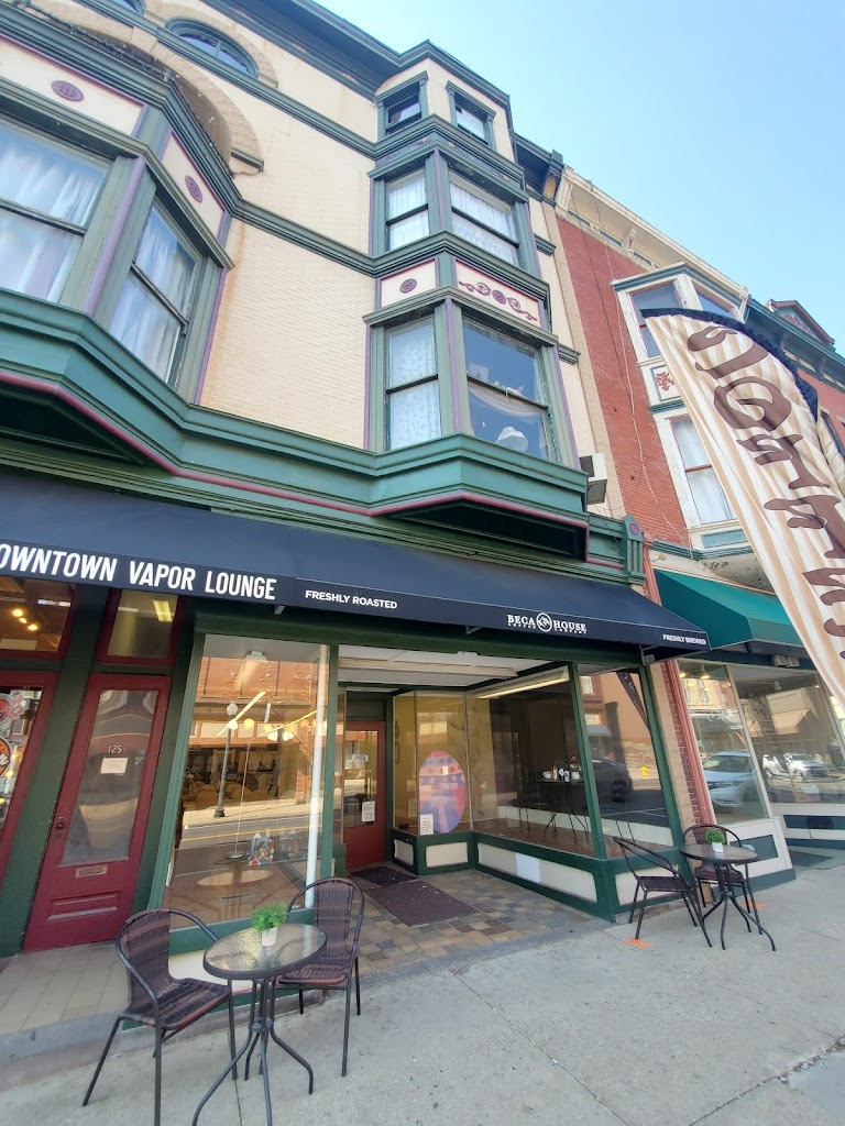 Three Bean Coffee House 44833