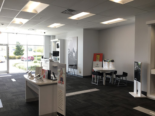 Cell Phone Store «GoWireless Verizon Authorized Retailer», reviews and photos, 1385 Commercial Way, Spring Hill, FL 34606, USA