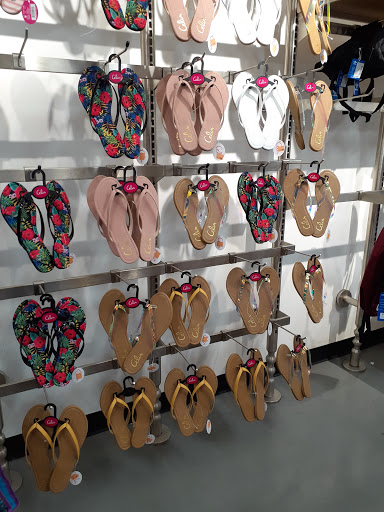 Shoe Store «WSS», reviews and photos, 2388 Long Beach Blvd, Long Beach, CA 90806, USA